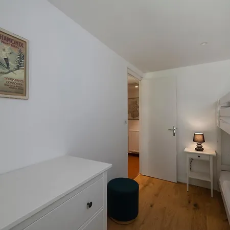 80m2 Centre Apartment *